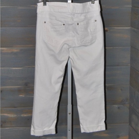 Wallflower Distressed White Denim Jeans, Size 5 - Picture 3 of 3